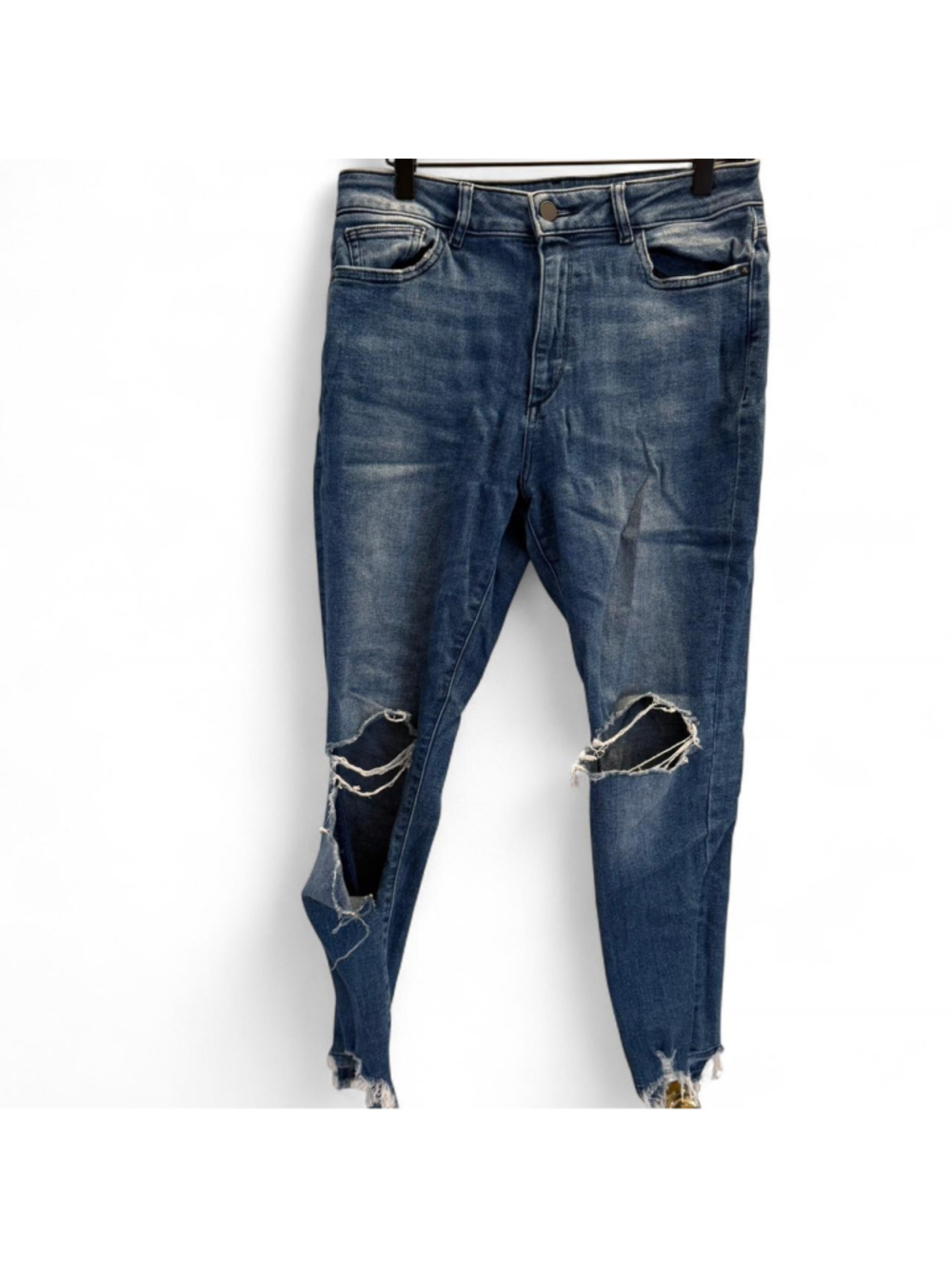 DL1961 blue denim jeans with distressed details